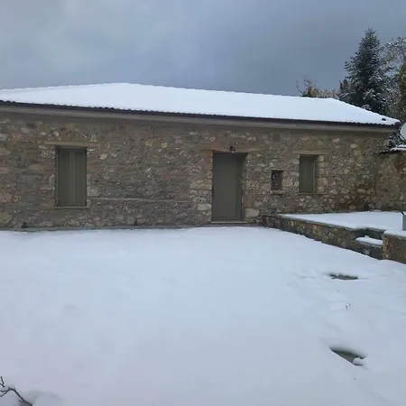 Σπίτι διακοπών Konstantina 2 Agia Varvara (Akrata)