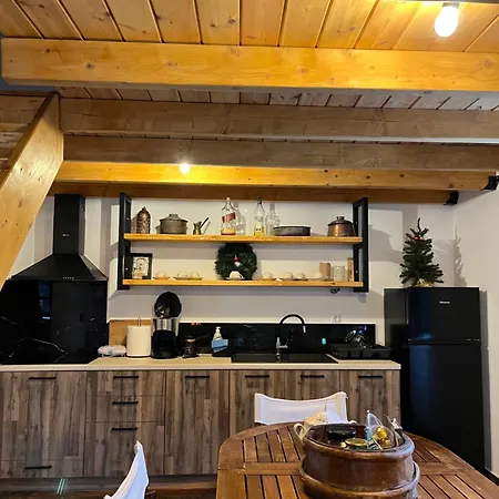 Σπίτι διακοπών Konstantina 2 Agia Varvara (Akrata)