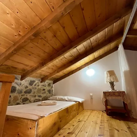 Konstantina 2 Agia Varvara (Akrata)