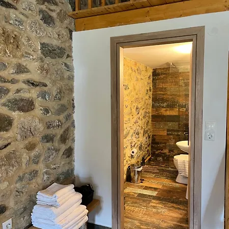 Konstantina 2 Agia Varvara (Akrata)