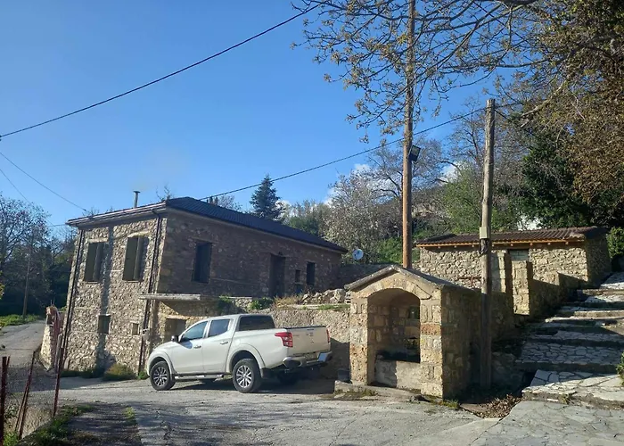 Konstantina 2 * Agia Varvara (Akrata)