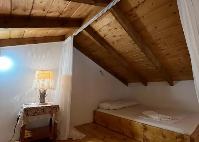 Konstantina 2 펜션 *